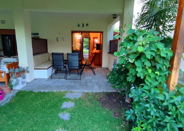 Apartament Maisonete Helen Siviri